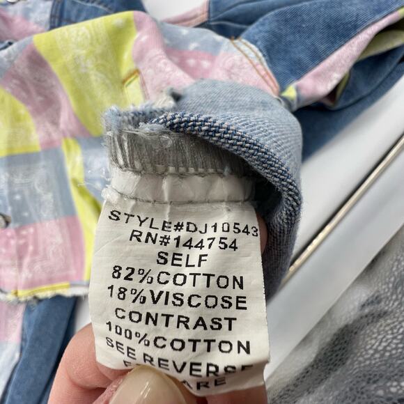 True Vintage 80’s Davi & Dani Patchwork Bandana  Jean Jacket Women’s Size S - Picture 11 of 13